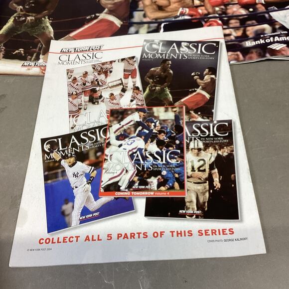 Lot Of 6 Sports Catalogs/Magazines - Bulls, Cubs, Boxing, Hockey, Football - Picture 5 of 15